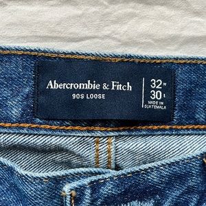 Abercrombie Men’s 90’s Loose Jeans